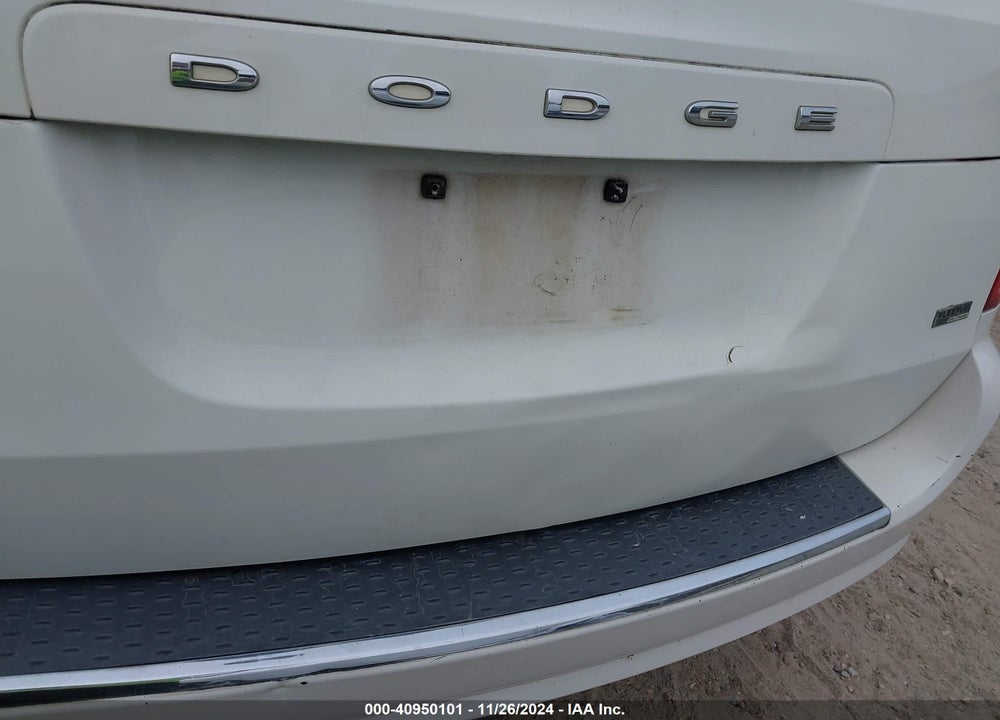 2013 DODGE GRAND CARAVAN SXT VIN: 2C4RDGCGXDR549570