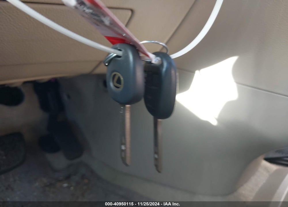2008 LEXUS RX 400H VIN: JTJHW31U882062845