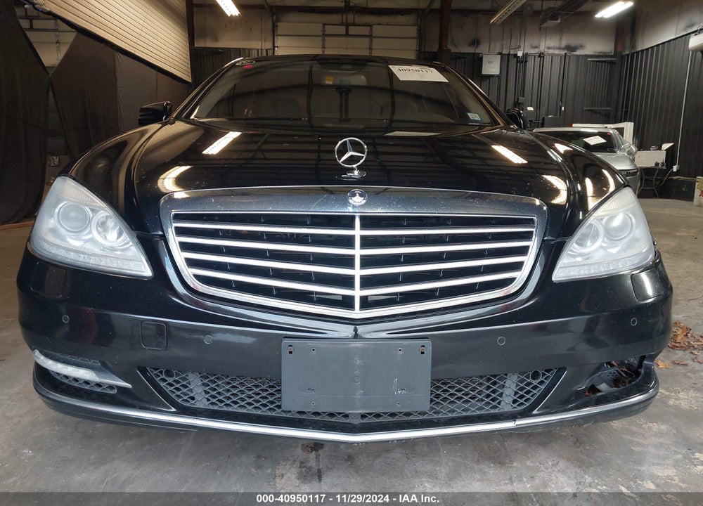 2012 MERCEDES-BENZ S 550 VIN: WDDNG7DB3CA449229
