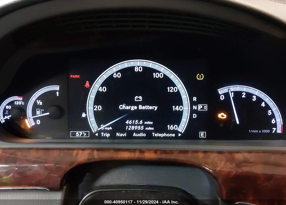 2012 MERCEDES-BENZ S 550 VIN: WDDNG7DB3CA449229