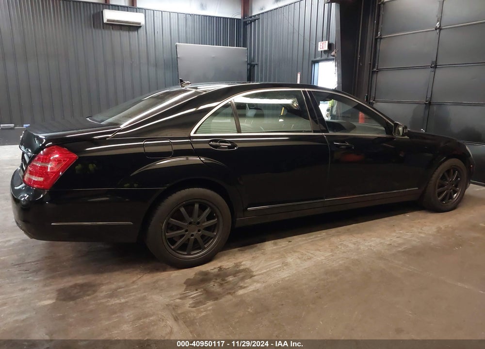 2012 MERCEDES-BENZ S 550 VIN: WDDNG7DB3CA449229