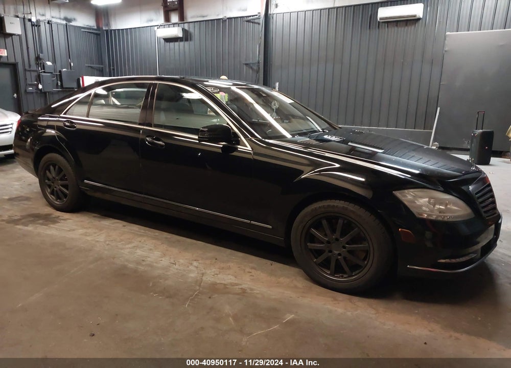 2012 MERCEDES-BENZ S 550 VIN: WDDNG7DB3CA449229