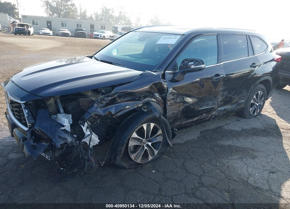 2022 TOYOTA HIGHLANDER HYBRID XLE VIN: 5TDHARAH6NS013817