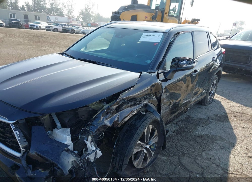 2022 TOYOTA HIGHLANDER HYBRID XLE VIN: 5TDHARAH6NS013817