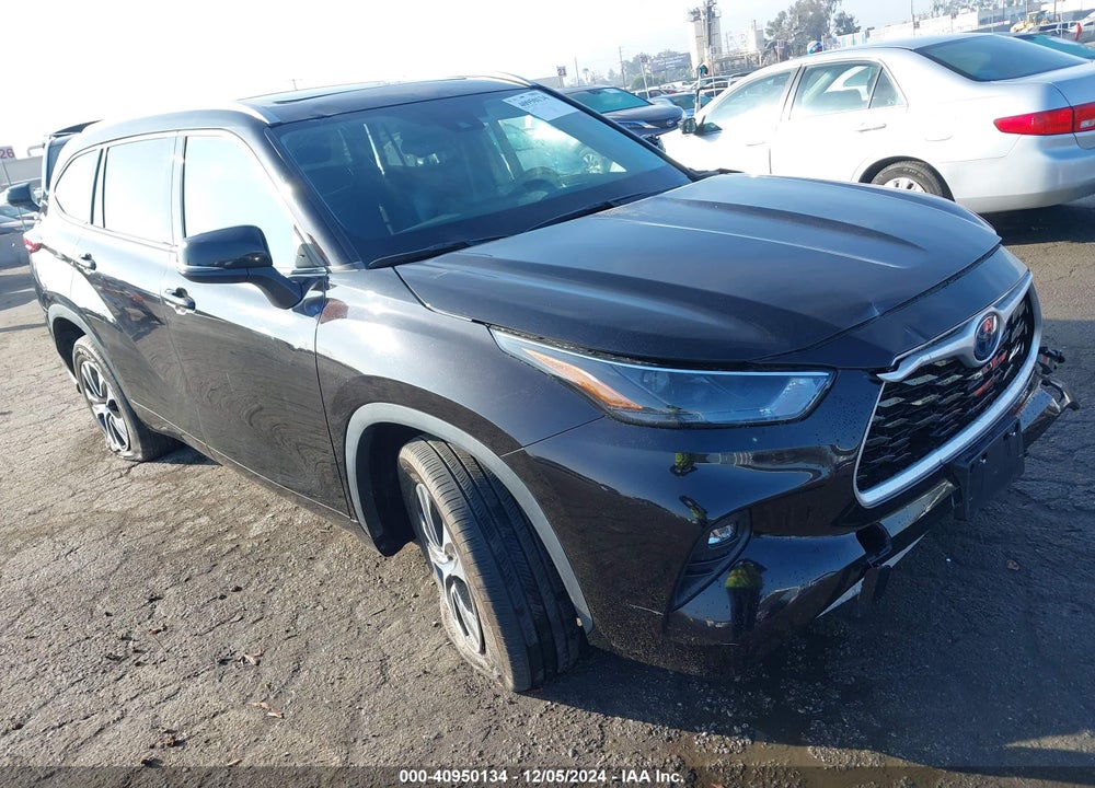 2022 TOYOTA HIGHLANDER HYBRID XLE VIN: 5TDHARAH6NS013817