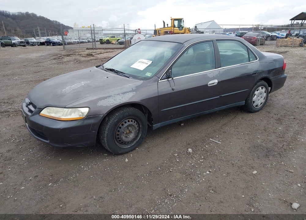 1998 HONDA ACCORD SDN LX VIN: 1HGCG5644WA238194
