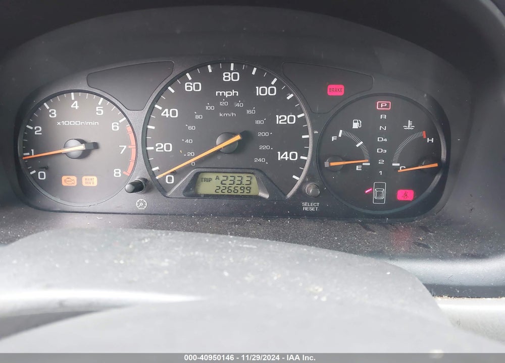 1998 HONDA ACCORD SDN LX VIN: 1HGCG5644WA238194