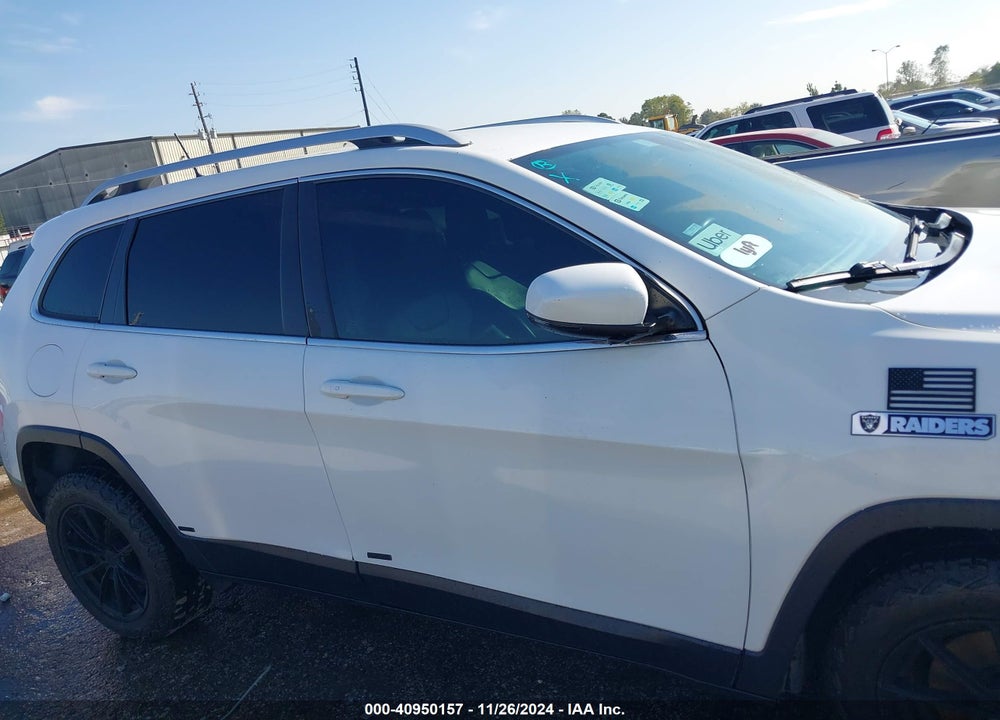 2019 JEEP CHEROKEE LATITUDE PLUS FWD VIN: 1C4PJLLB3KD316496