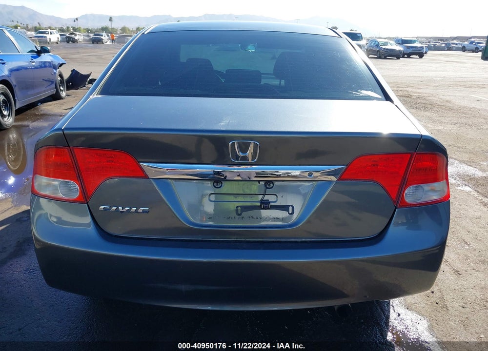 2010 HONDA CIVIC LX VIN: 19XFA1F55AE071509