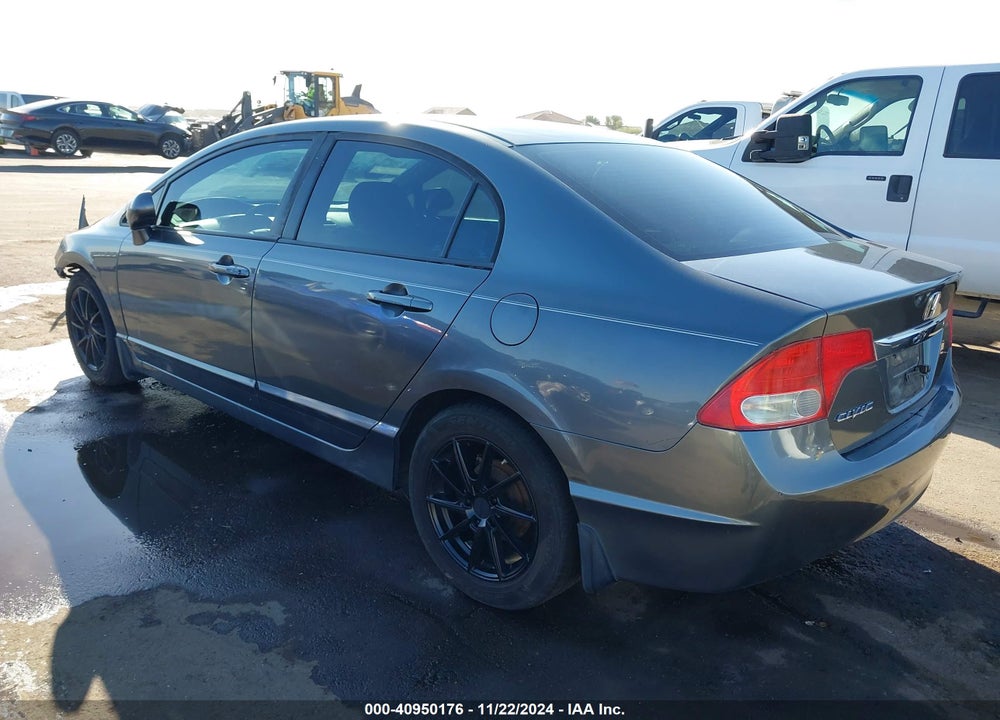 2010 HONDA CIVIC LX VIN: 19XFA1F55AE071509
