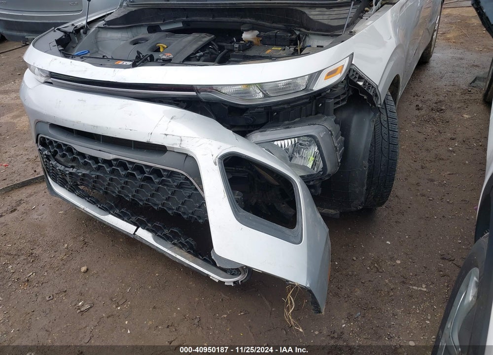 2020 KIA SOUL LX VIN: KNDJ23AU5L7729060
