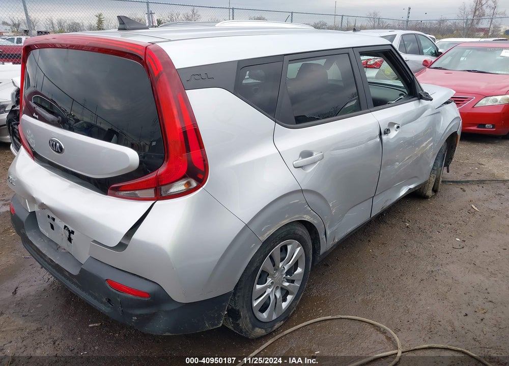 2020 KIA SOUL LX VIN: KNDJ23AU5L7729060