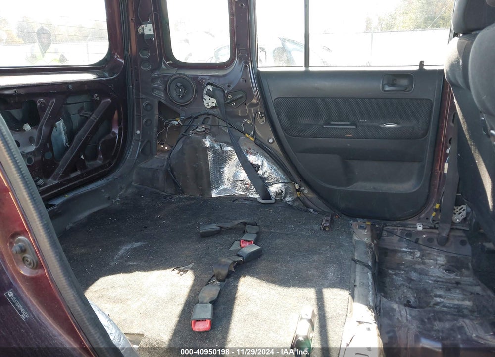 2006 SCION XB VIN: JTLKT324964043291