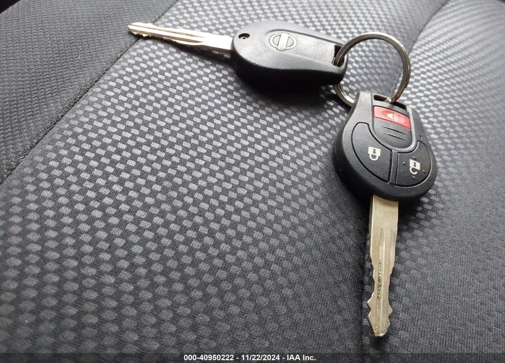 2015 NISSAN ROGUE SELECT S VIN: JN8AS5MV3FW755672