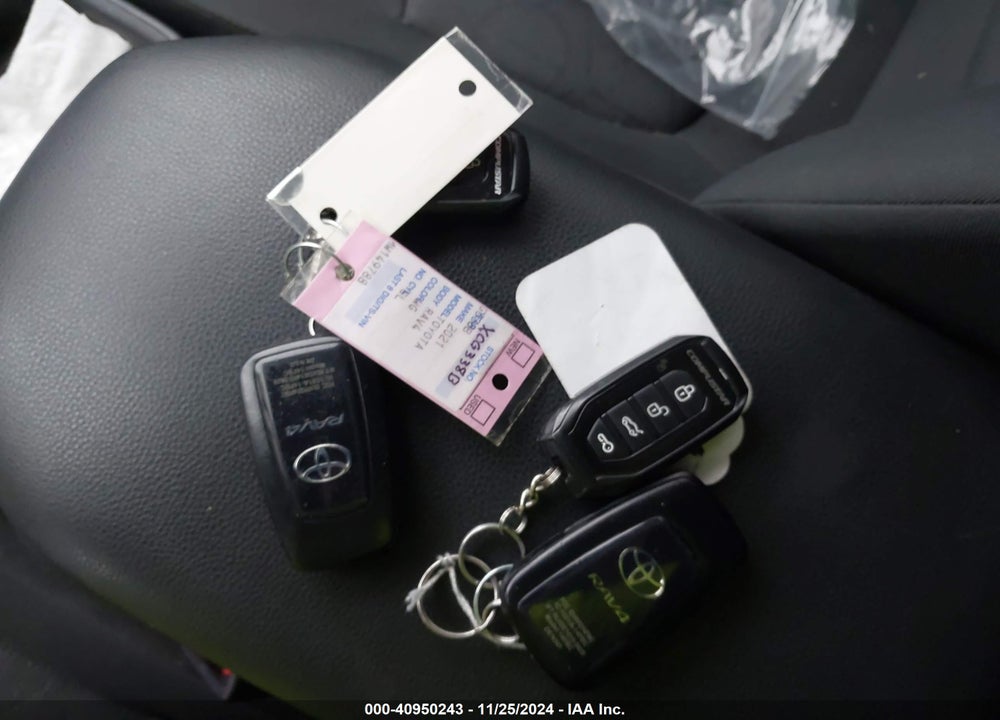 2021 TOYOTA RAV4 XLE VIN: 2T3P1RFV4MW149788