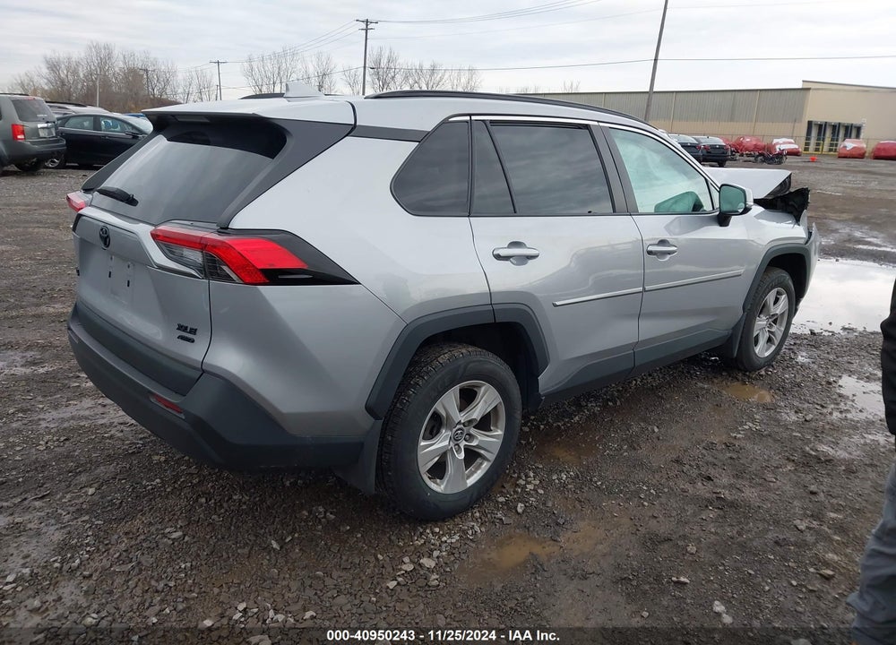 2021 TOYOTA RAV4 XLE VIN: 2T3P1RFV4MW149788