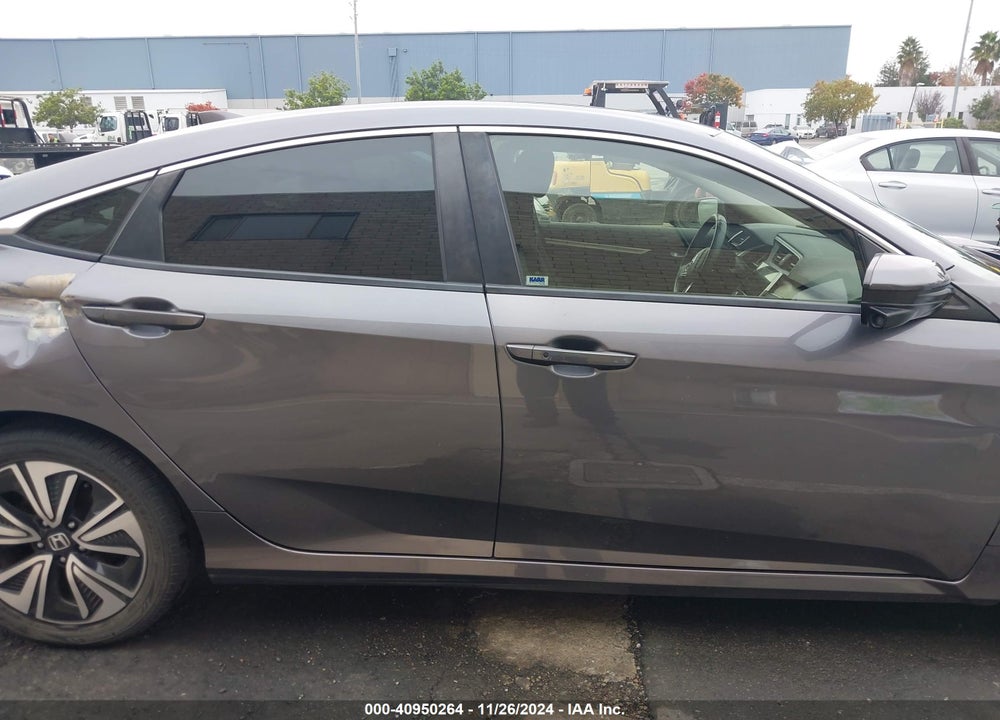 2018 HONDA CIVIC EX-T VIN: JHMFC1F32JX005989