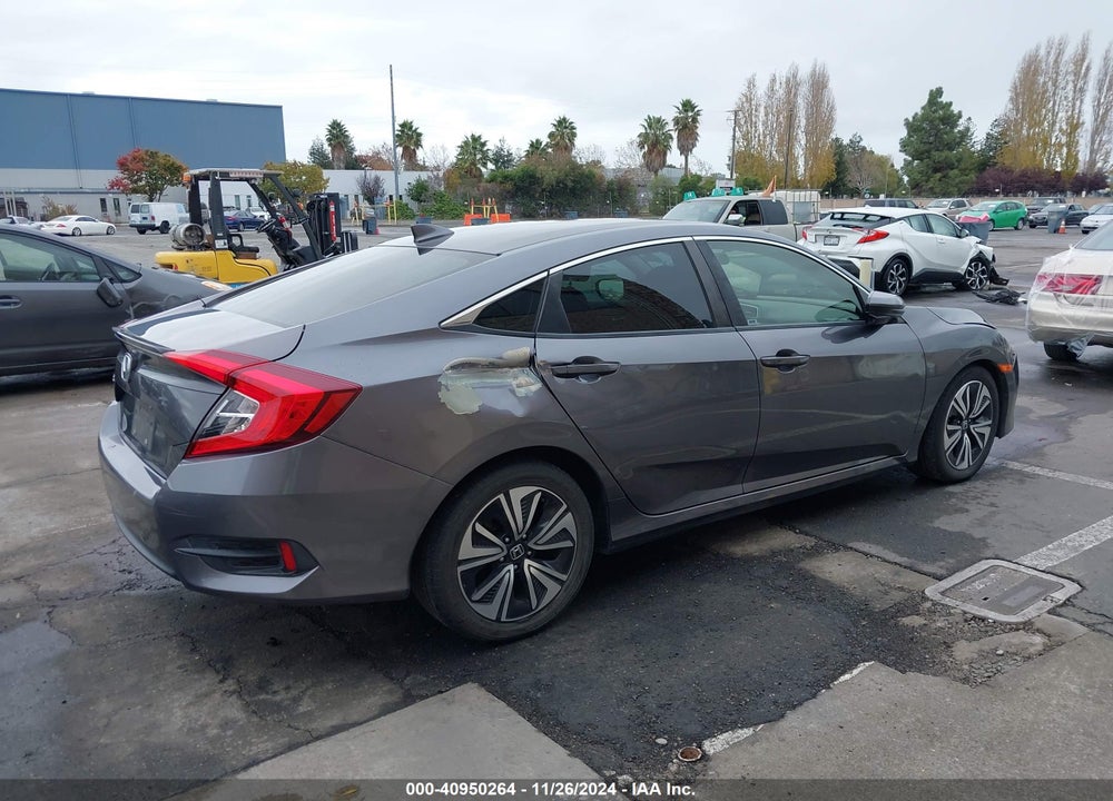 2018 HONDA CIVIC EX-T VIN: JHMFC1F32JX005989