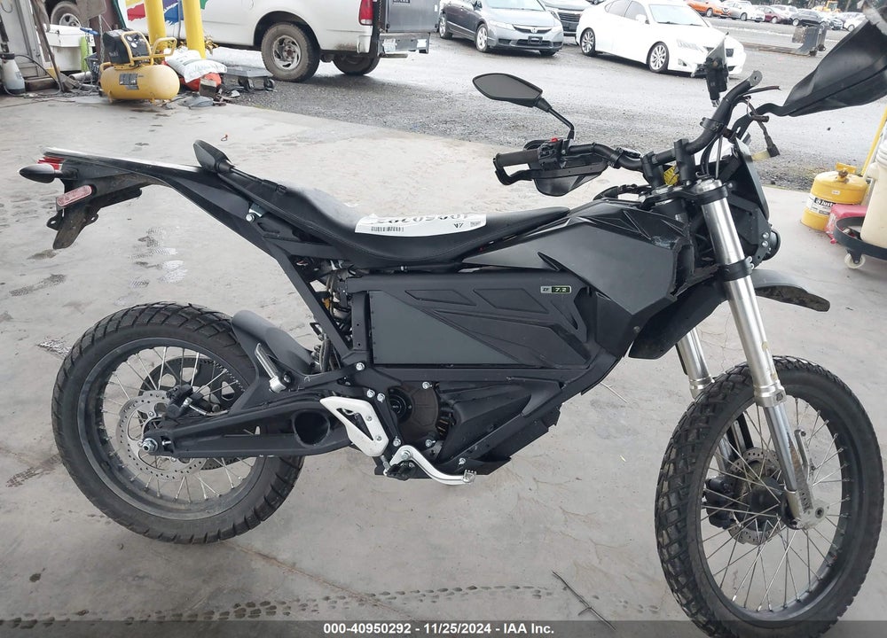 2023 ZERO MOTORCYCLES INC FX VIN: 538XXDZ42PCC23294