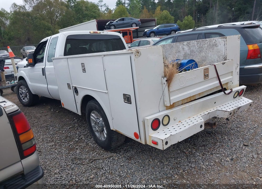 2013 FORD F-250 XL VIN: 1FT7X2A68DEB89028