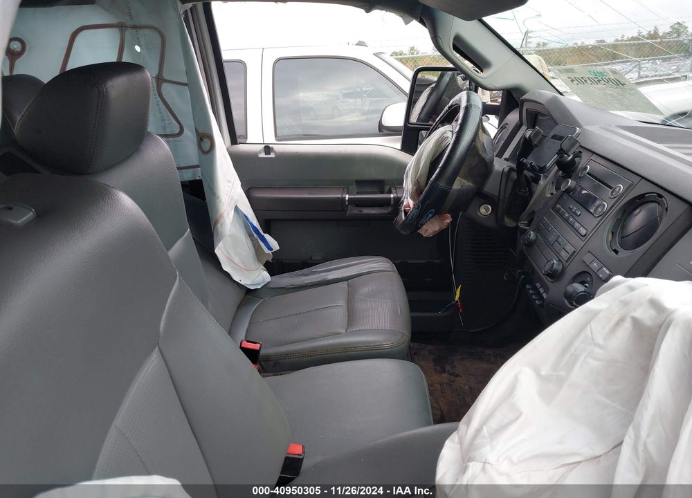 2013 FORD F-250 XL VIN: 1FT7X2A68DEB89028