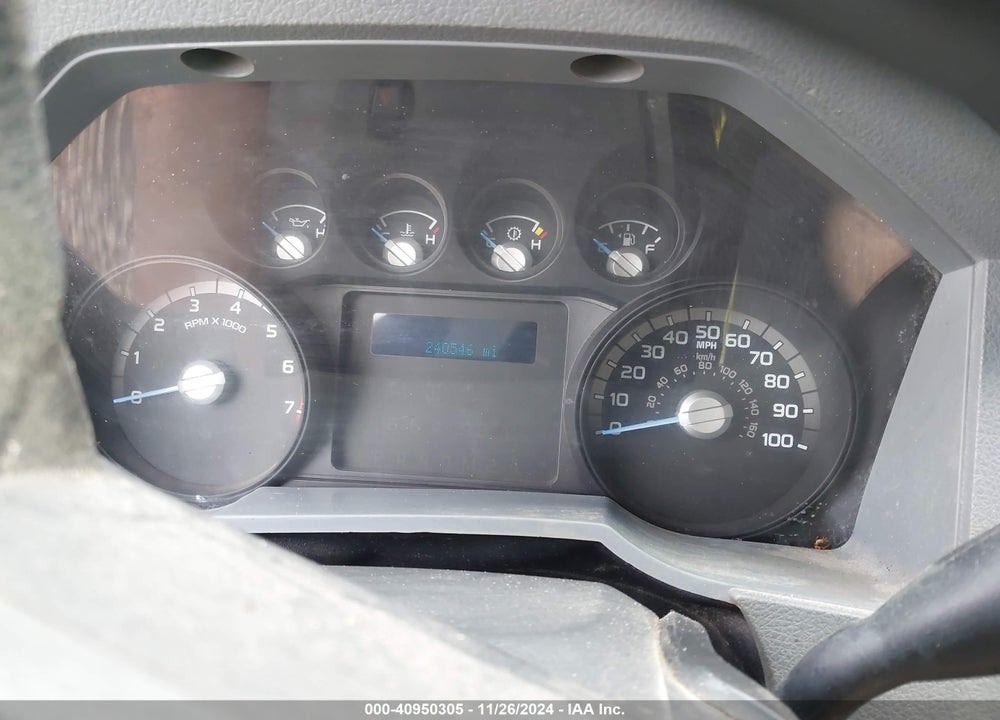 2013 FORD F-250 XL VIN: 1FT7X2A68DEB89028