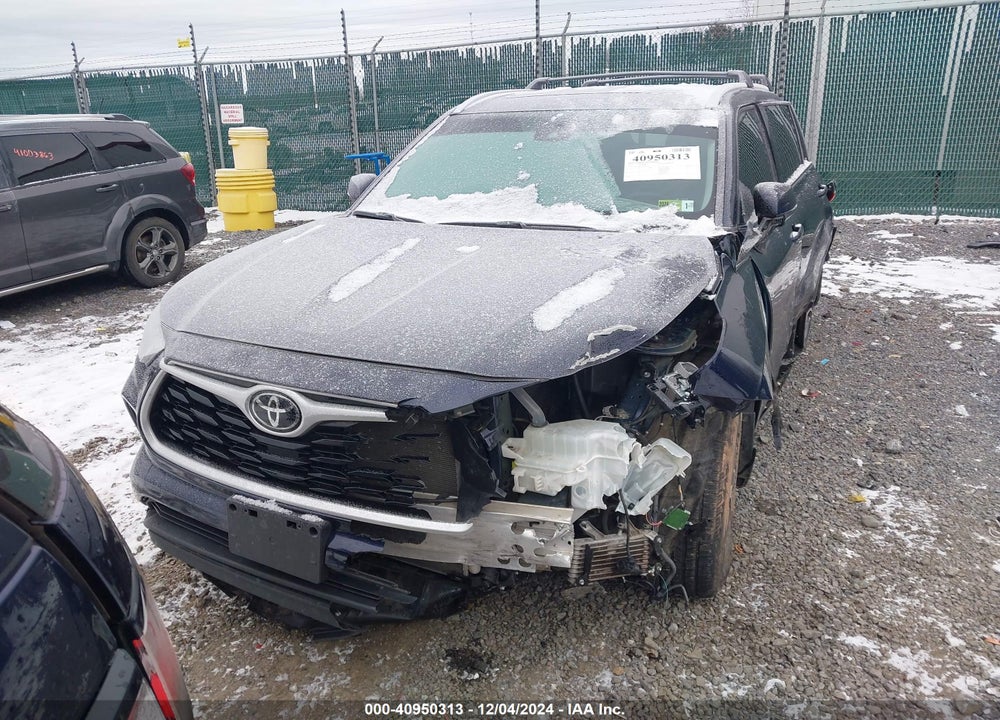 2021 TOYOTA HIGHLANDER XLE VIN: 5TDGZRBH1MS142551