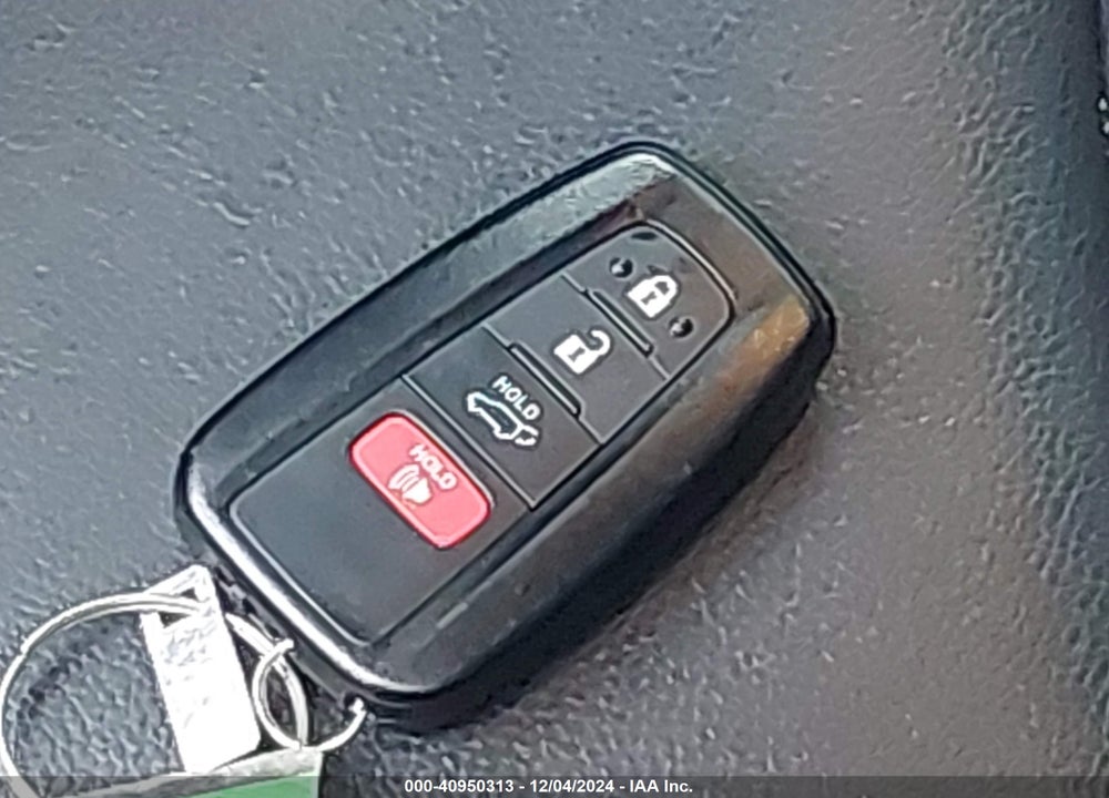 2021 TOYOTA HIGHLANDER XLE VIN: 5TDGZRBH1MS142551