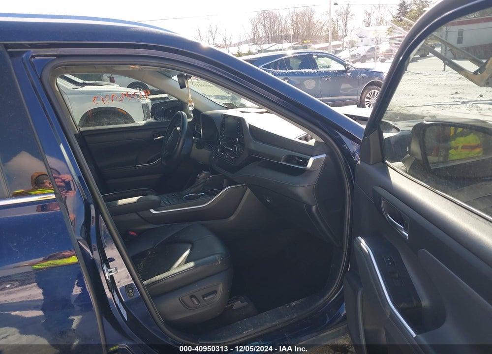 2021 TOYOTA HIGHLANDER XLE VIN: 5TDGZRBH1MS142551