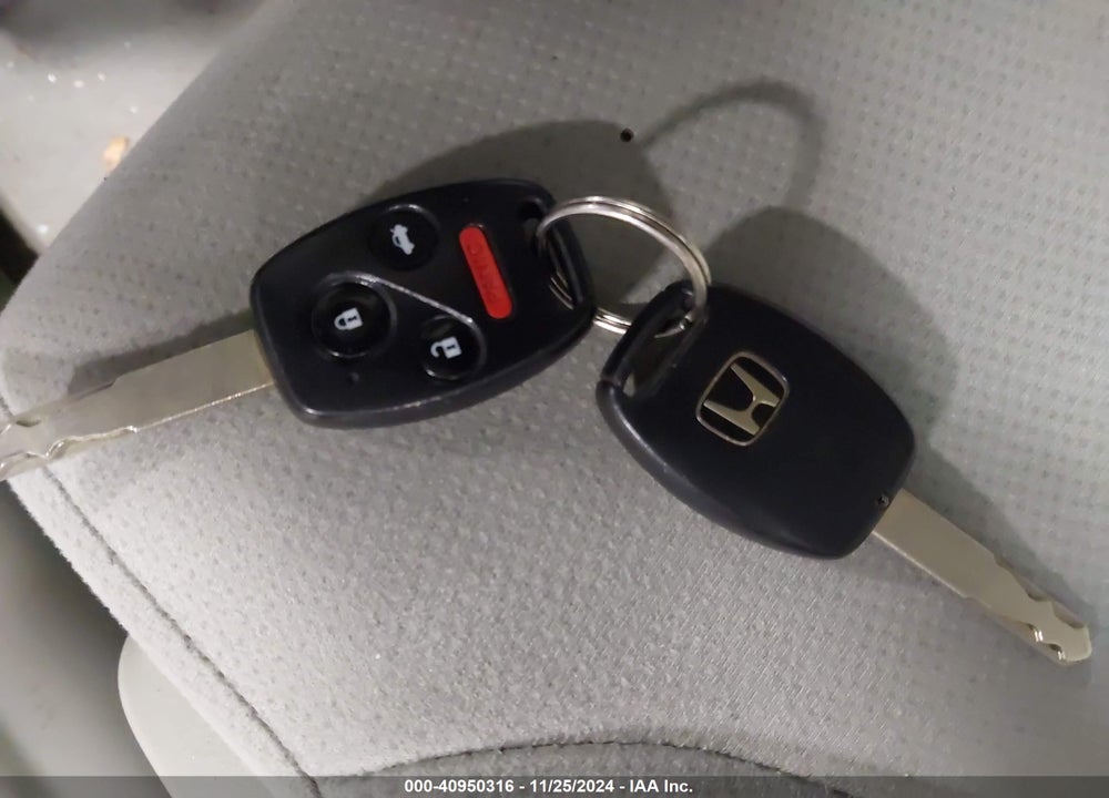 2012 HONDA CIVIC LX VIN: 19XFB2F59CE068585