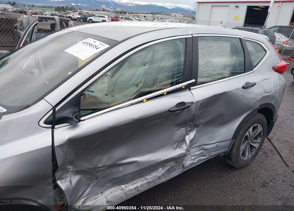 2018 HONDA CR-V LX VIN: 2HKRW6H35JH211884