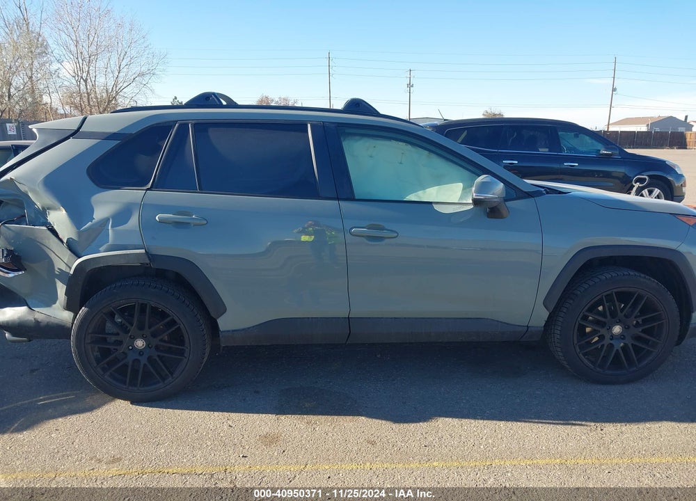 2019 TOYOTA RAV4 XLE VIN: JTMW1RFV6KD012809