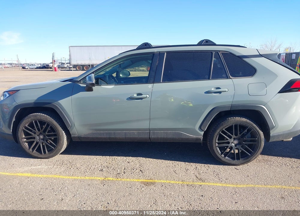 2019 TOYOTA RAV4 XLE VIN: JTMW1RFV6KD012809