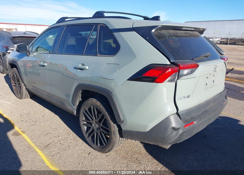 2019 TOYOTA RAV4 XLE VIN: JTMW1RFV6KD012809