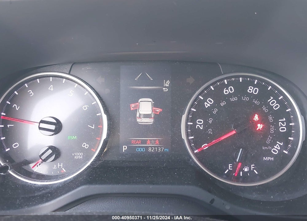 2019 TOYOTA RAV4 XLE VIN: JTMW1RFV6KD012809