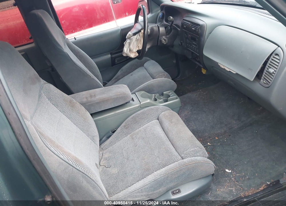 1996 FORD RANGER SUPER CAB VIN: 1FTCR14X2TPA38289