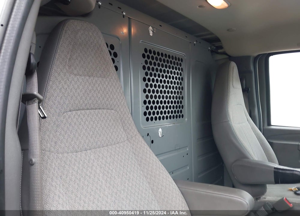 2017 GMC SAVANA 2500 WORK VAN VIN: 1GTW7AFF9H1180382