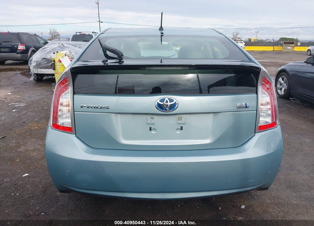 2013 TOYOTA PRIUS TWO VIN: JTDKN3DU5D1700427