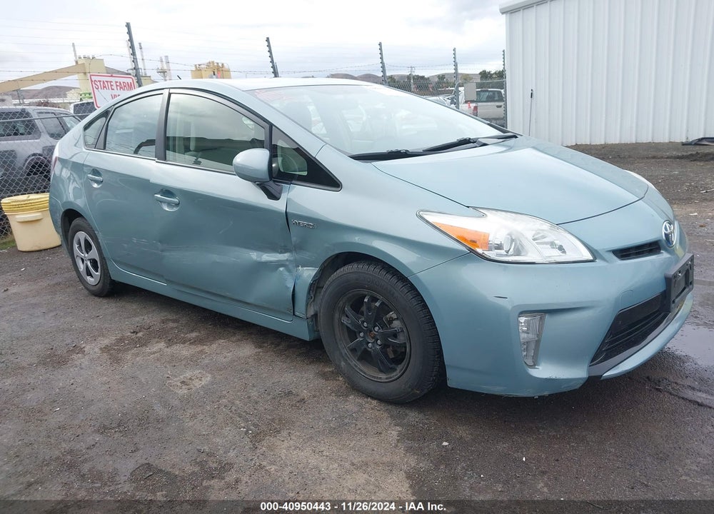 2013 TOYOTA PRIUS TWO VIN: JTDKN3DU5D1700427