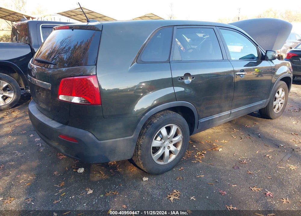 2011 KIA SORENTO LX VIN: 5XYKT3A1XBG114898