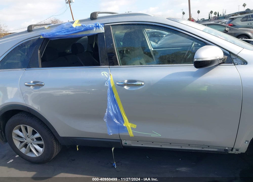 2017 KIA SORENTO 2.4L LX VIN: 5XYPG4A37HG268592