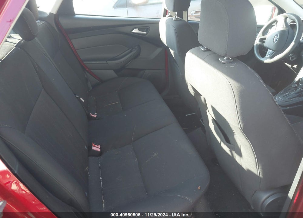 2015 FORD FOCUS SE VIN: 1FADP3F27FL283274