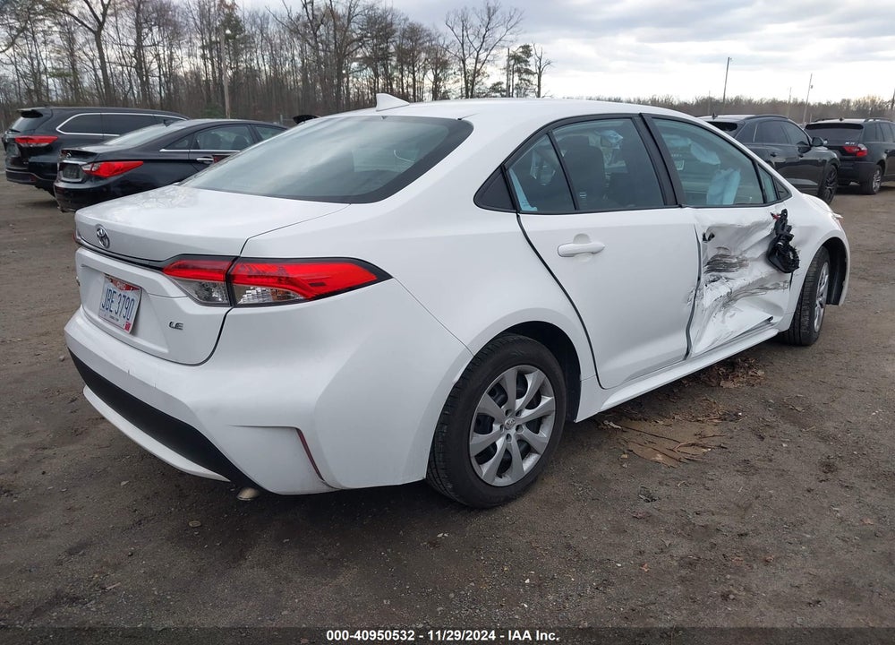 2022 TOYOTA COROLLA LE VIN: 5YFEPMAE6NP325820