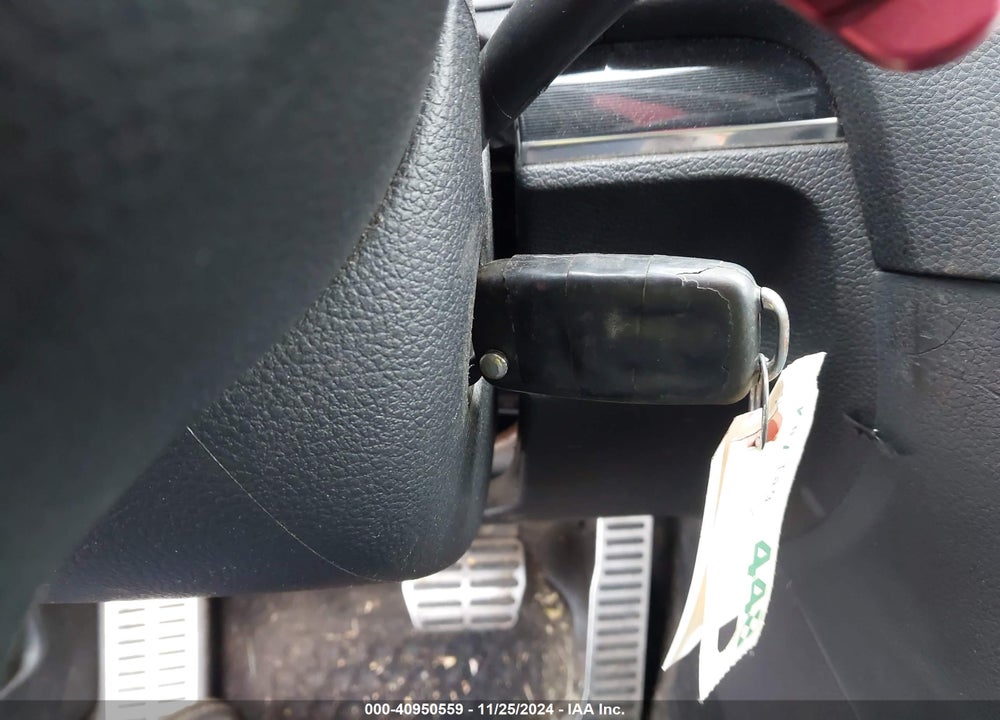 2013 VOLKSWAGEN GTI VIN: WVWFD7AJ8DW029053
