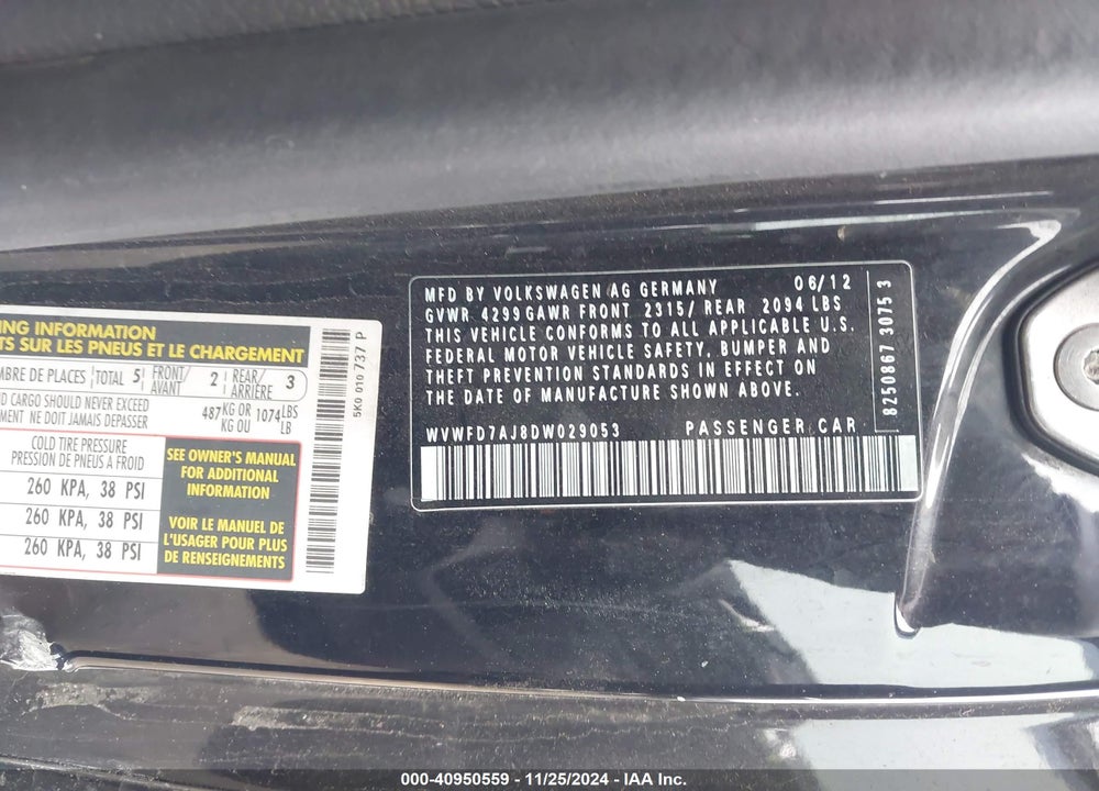 2013 VOLKSWAGEN GTI VIN: WVWFD7AJ8DW029053