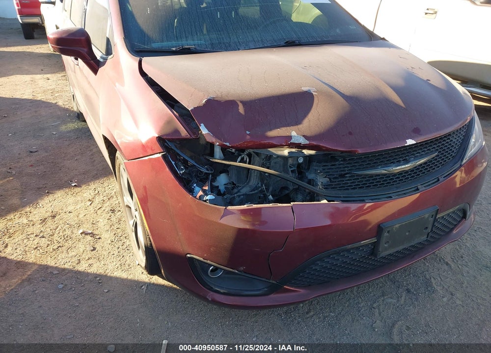 2018 CHRYSLER PACIFICA TOURING PLUS VIN: 2C4RC1FG6JR187180