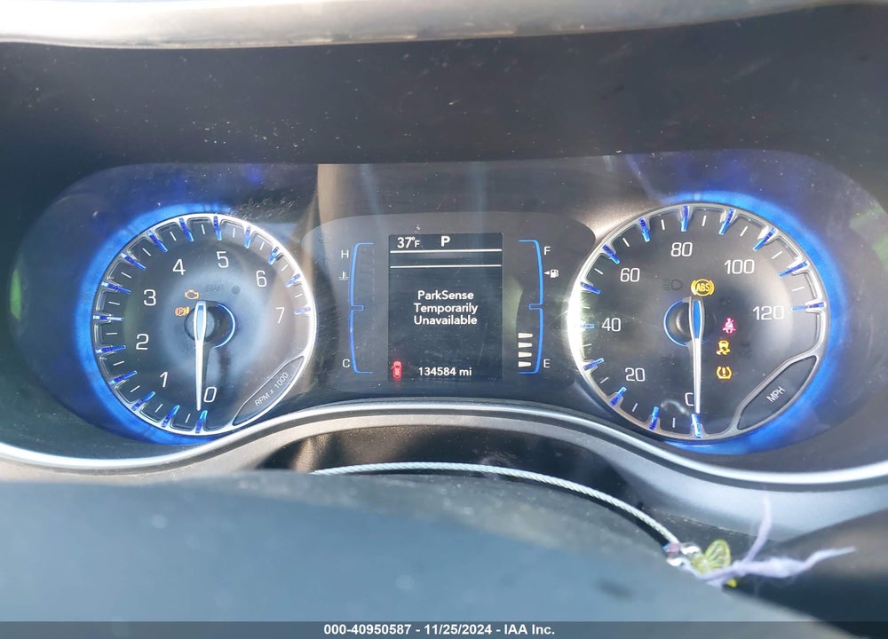 2018 CHRYSLER PACIFICA TOURING PLUS VIN: 2C4RC1FG6JR187180
