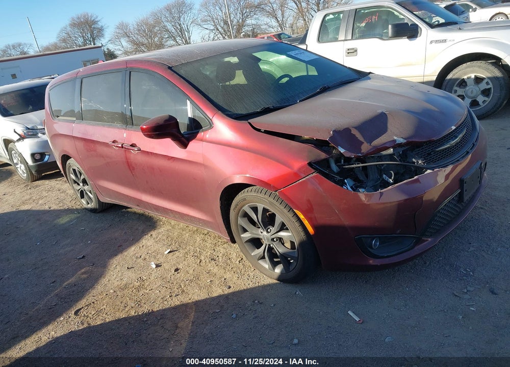 2018 CHRYSLER PACIFICA TOURING PLUS VIN: 2C4RC1FG6JR187180