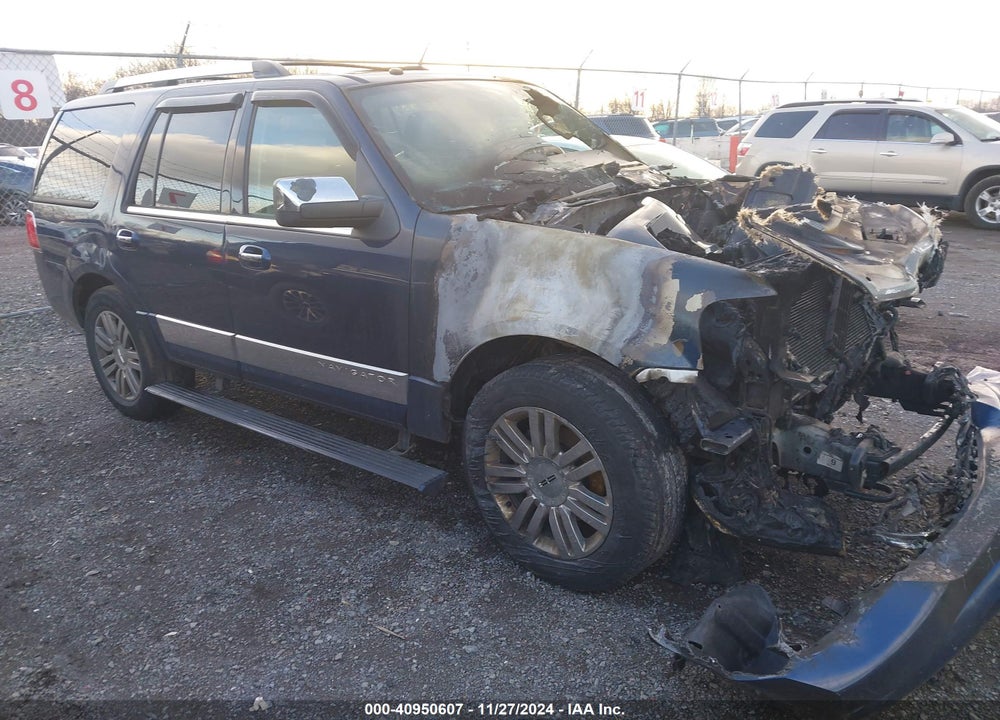 2007 LINCOLN NAVIGATOR VIN: 5LMFU28527LJ07689