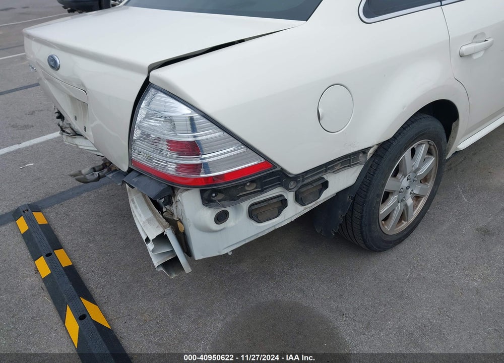 2009 FORD TAURUS SE VIN: 1FAHP23W19G122080